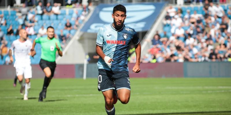 Nhìn nhận cơ hội phát triển của Nabil trong tương lai sự nghiệp bóng đá